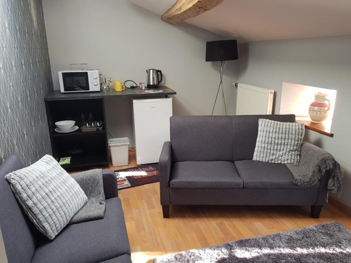 Le Pommier Chambre D'Hote Clussais-la-Pommeraie Exteriör bild
