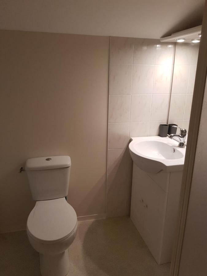 Le Pommier Chambre D'Hote Clussais-la-Pommeraie Exteriör bild