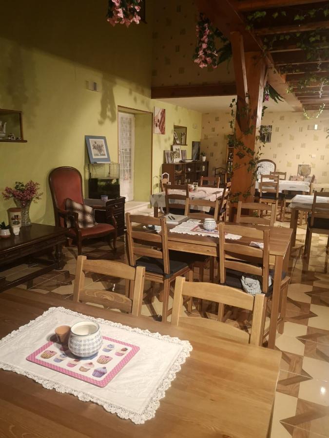 Le Pommier Chambre D'Hote Clussais-la-Pommeraie Exteriör bild