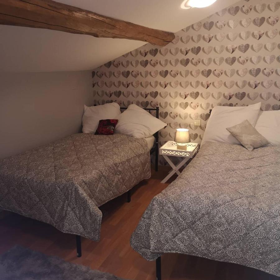Le Pommier Chambre D'Hote Clussais-la-Pommeraie Exteriör bild