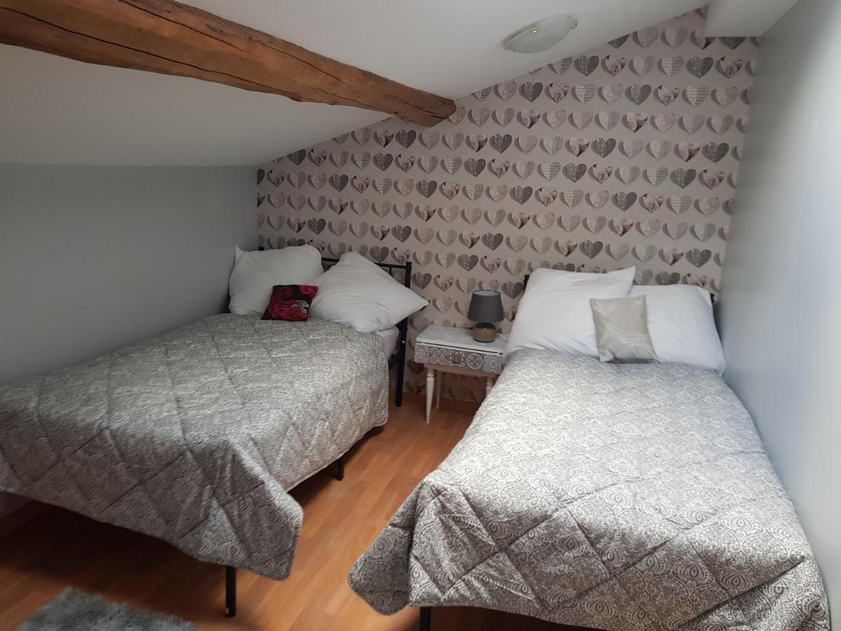 Le Pommier Chambre D'Hote Clussais-la-Pommeraie Exteriör bild